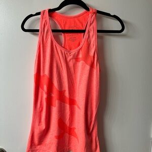Oiselle Women's Bright Pink Tank Top